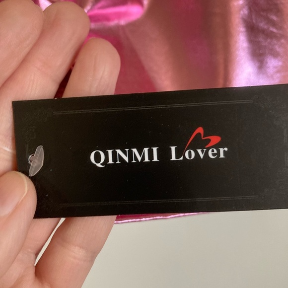 🌞QuiMi Lover High Waisted Pink Metallic Barbiecore Running Shorts - Picture 6 of 12